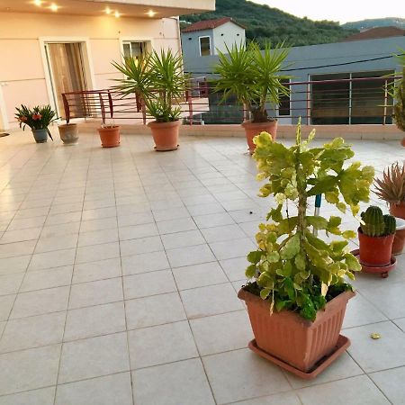 شقة Luxury House In Nafplio With A Great View Balcony المظهر الخارجي الصورة