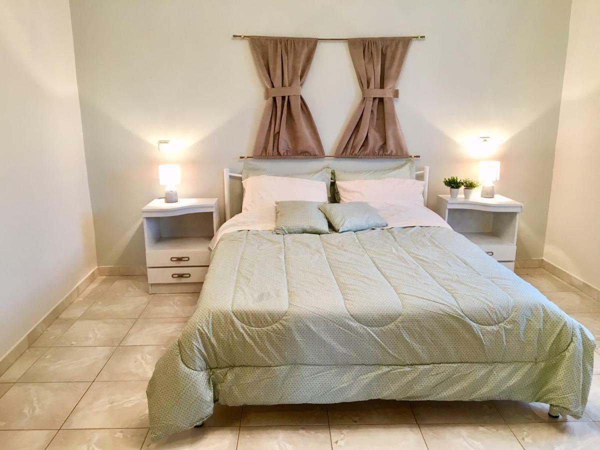 شقة Luxury House In Nafplio With A Great View Balcony المظهر الخارجي الصورة