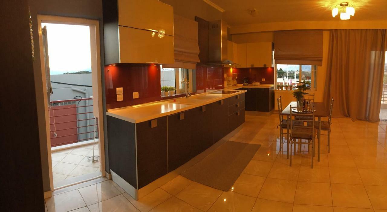 شقة Luxury House In Nafplio With A Great View Balcony المظهر الخارجي الصورة